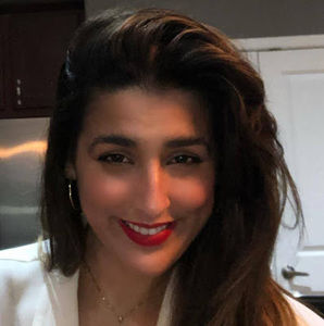 Meet your Posher, Hannah